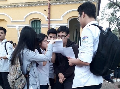 Kỳ thi thử THPT Quốc gia gặp sai sót: Bộ GD&ĐT nói gì?