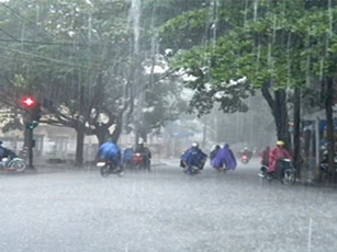 Miền Bắc tiếp tục mưa dông, đề phòng mưa đá tố lốc