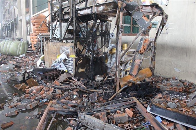 Khung cảnh hoang tàn sau vụ cháy ở KCN Trà Nóc, Cần Thơ