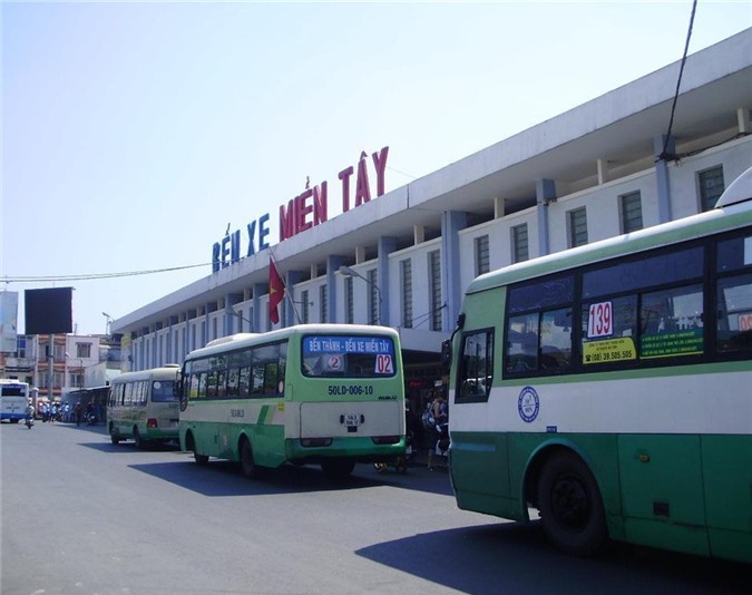 Sếp Bến xe Miền Tây thu nhập 64 triệu đồng mỗi tháng