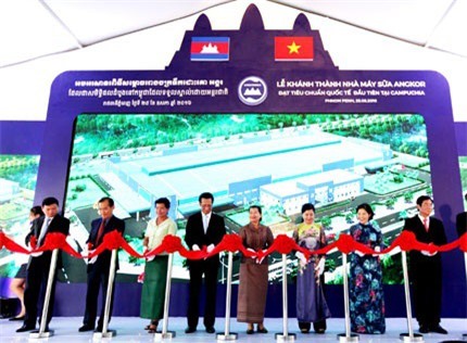 Vinamilk rót gần 11 triệu USD để nắm toàn bộ nhà máy sữa tại Campuchia