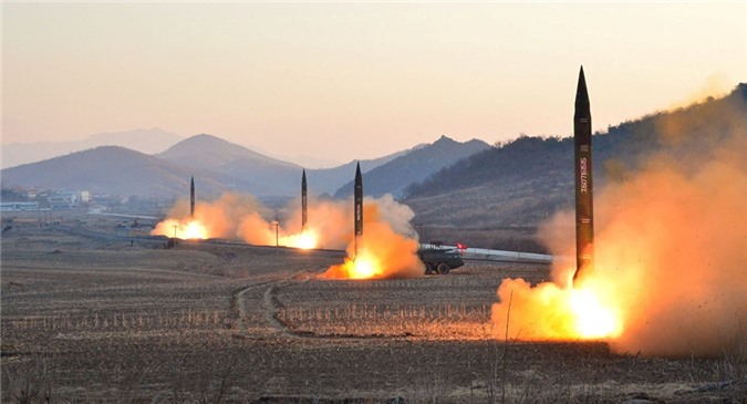 Mỹ - Hàn tập trận, Triều Tiên cảnh báo "tấn công không báo trước"