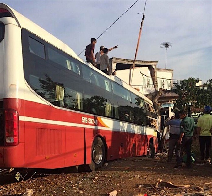 Tai nạn xe Thành Bưởi và Phương Trang: Hỗ trợ gia đình nạn nhân