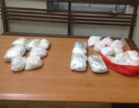 Bắt giữ hơn 22 nghìn viên ma túy tổng hợp gửi qua đường bưu điện