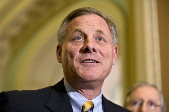 Tình báo Mỹ: Nga đang "nhúng tay" vào bầu cử Tổng thống Pháp