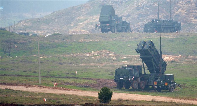 Ba Lan tiết lộ hợp đồng "khủng" mua tên lửa Patriot 