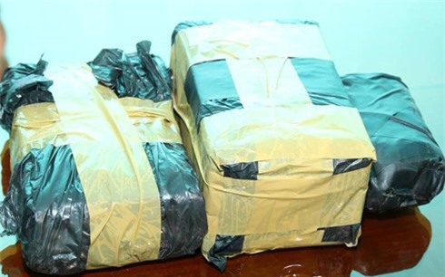 Bắt quả tang 6 đối tượng vận chuyển ma túy liên tỉnh