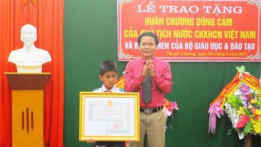 Nghệ An: Học sinh lớp 5 được Chủ tịch nước tặng huân chương