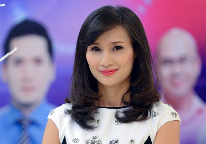 Nhà báo Lê Bình chào tạm biệt và xin lỗi khán giả