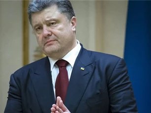 Báo Ukraine vạch trần “chiến thắng” của Poroshenko trên vũ đài quốc tế