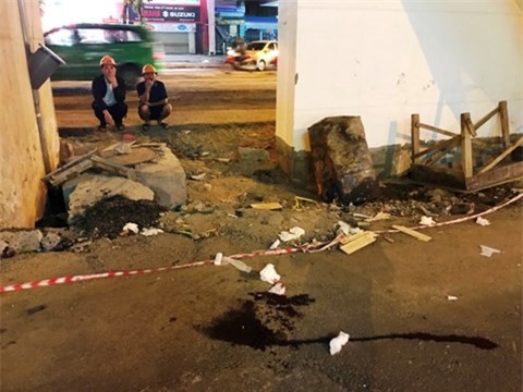 Thanh niên nhập viện vì nhảy từ đường sắt trên cao xuống đất