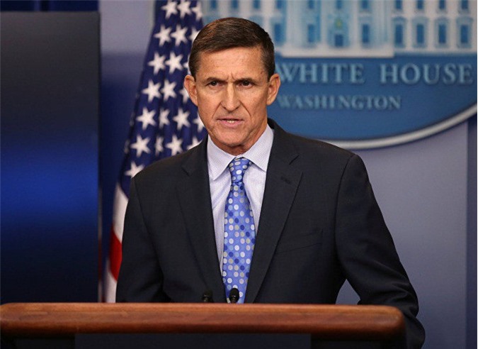 Cựu cố vấn của Trump Flynn khai về thu nhập của mình