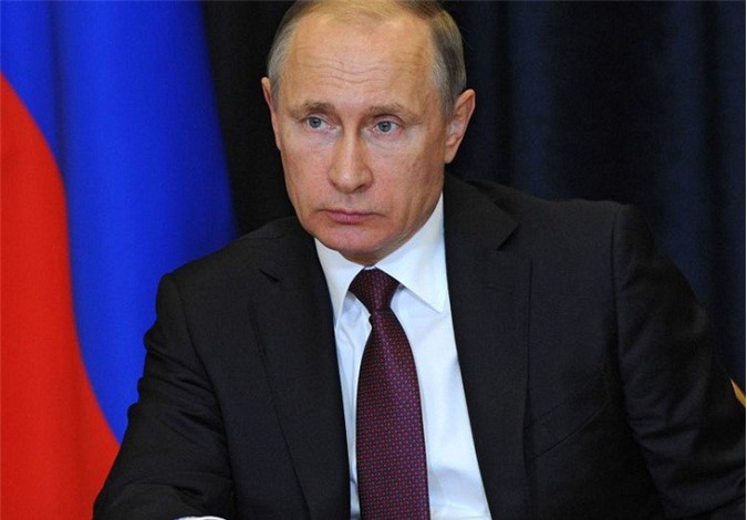 Tổng thống Putin chia buồn tới gia đình nhà thơ Evtushenko