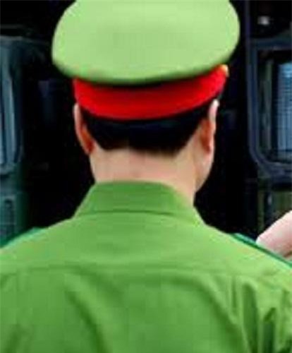 Thanh Hoá: Chiến sĩ công an huyện Hà Trung coi trời bằng vung?