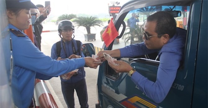 BOT Bến Thủy: Thu phí 20.000 đồng với xe dưới 7 chỗ ngồi