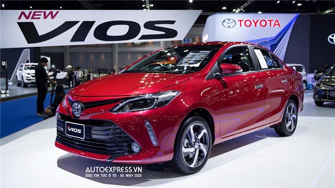 Xe đắt khách Toyota Vios 2017 đẹp ngỡ ngàng với ngoại thất lột xác ngoạn mục [VIDEO]