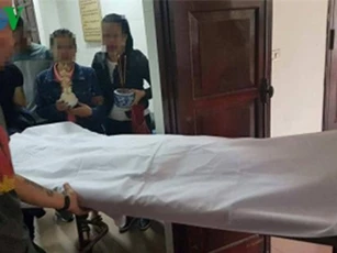 Bị nhóm giang hồ truy sát bất ngờ, 1 người đàn ông tử vong