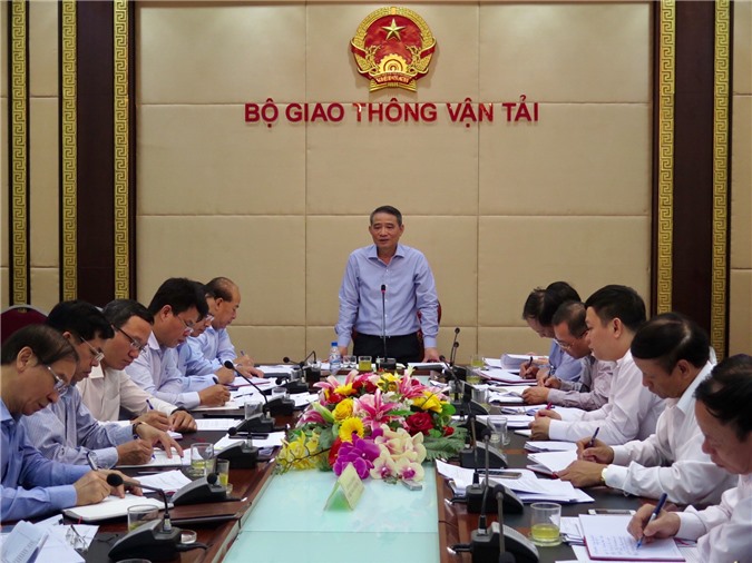 "Có thể giảm giá vé máy bay thì tại sao không cho giảm"