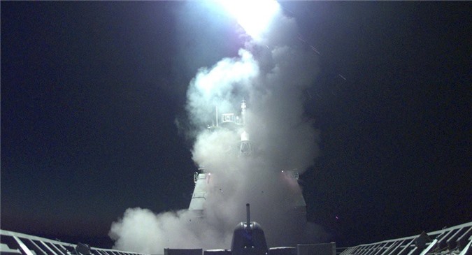 Mỹ tránh nhắm vào lính Nga khi nã tên lửa 70 Tomahawk vào Syria