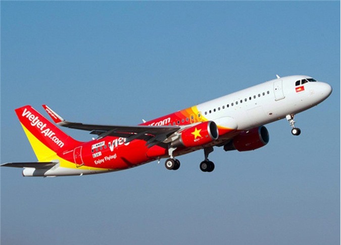 Vì sao Vietjet bán vé máy bay 0 đồng vẫn sống tốt?