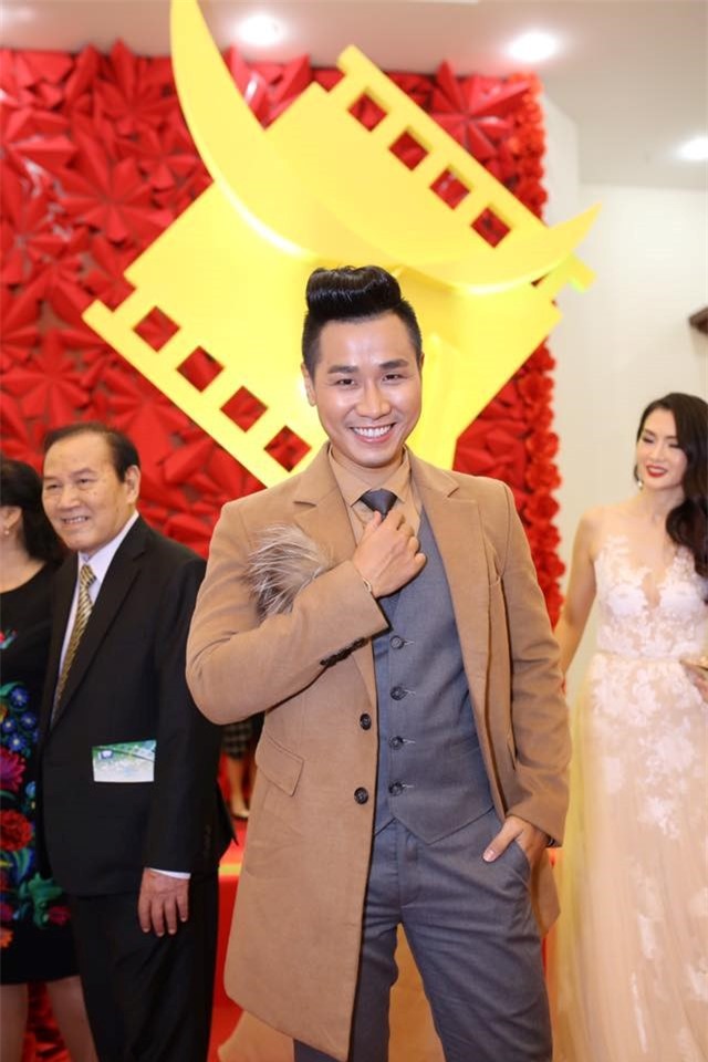 Bị chê thảm họa dẫn giải Cánh diều, MC Nguyên Khang lên tiếng