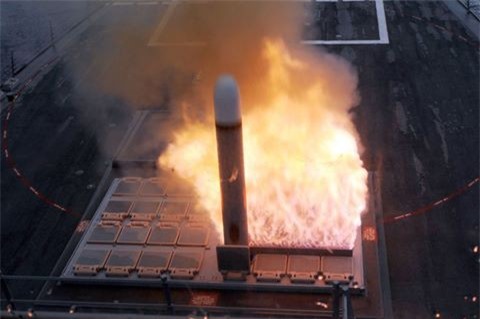 Thổ Nhĩ Kỳ kêu gọi Mỹ "tiếp tục nã tên lửa tấn công Syria"