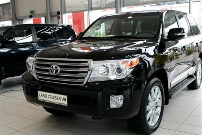 Hà Nội cấm nhận ôtô biếu tặng sai quy định của doanh nghiệp