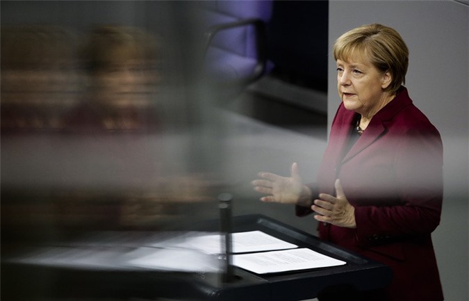 Merkel bất ngờ thúc Trump hợp tác với Nga về Syria