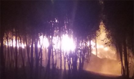 Cháy xưởng tái chế dầu, hàng trăm phuy dầu phát nổ