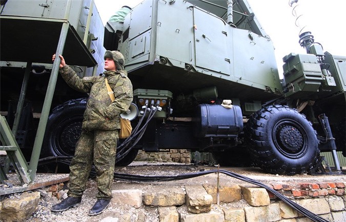 Nga tiếp tục cấp vũ khí hiện đại cho lực lượng tại Crimea