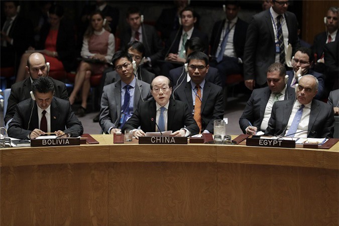 TQ bỏ phiếu trắng nghị quyết LHQ về Syria, Trump lập tức lên tiếng