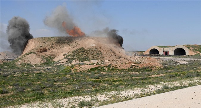 Lavrov "bắn tin" cho Mỹ về vụ tấn công hóa học và nã tên lửa vào Syria