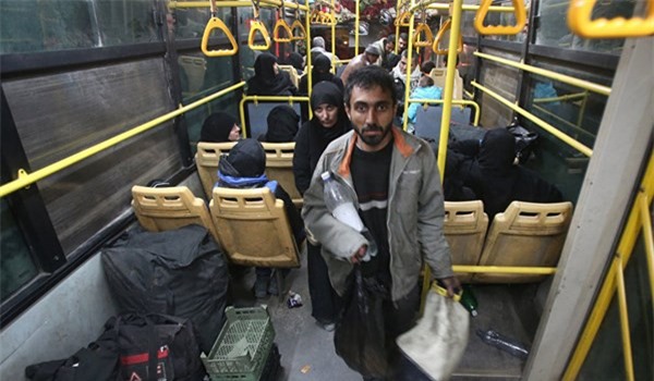 Syria: Khủng bố liều lĩnh ném pháo cối vào xe chở dân tản cư ở Idlib