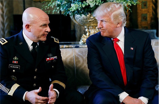 Cố vấn an ninh quốc gia của Trump gây quan ngại