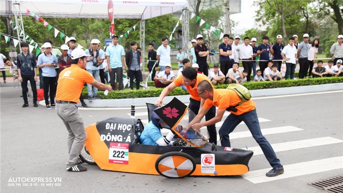 Kỷ lục 4.029,070 km/lit xăng có bị xô đổ tại cuộc thi lái xe tiết kiệm nhiên liệu Honda 2017?