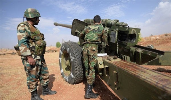 Quân đội Syria bắn phá căn cứ IS ở Homs, khủng bố "lãnh đủ"