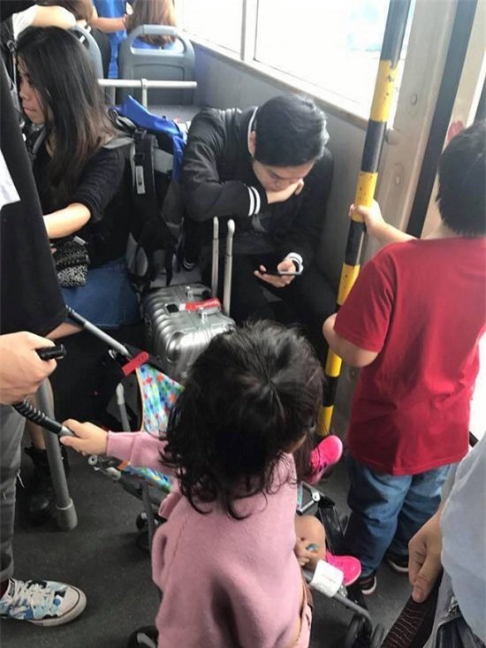 Bị tố không nhường ghế cho trẻ nhỏ, Quang Vinh nói gì?