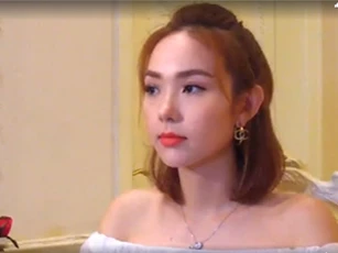 The Face 2017: Minh Hằng bật khóc tiết lộ Hồ Ngọc Hà "chèn ép"