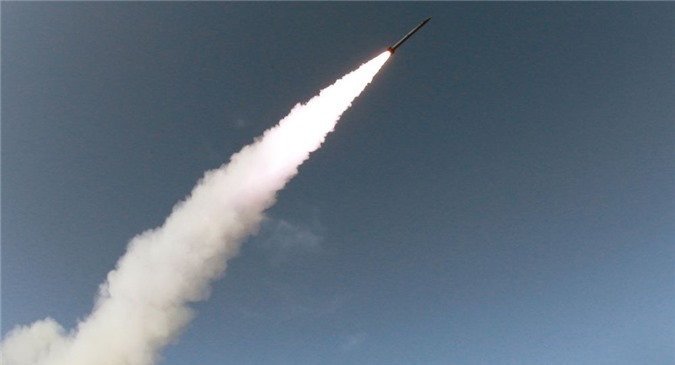 Triều Tiên tung video "giáng đòn" tên lửa đạn đạo tấn công Mỹ