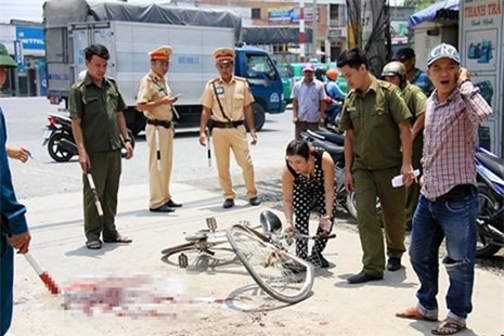 Đi học về, nữ sinh lớp 7 bị xe ben cuốn vào gầm tử vong