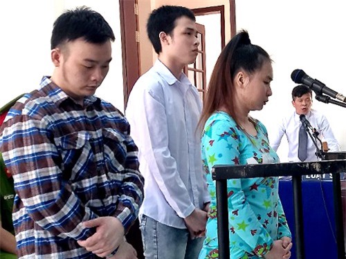 Kẻ chủ mưu tạt axit nữ sinh Sài Gòn phản cung tại tòa