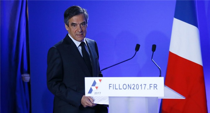 "Phương Tây yêu cầu Nga rời Crimea là vô ích"