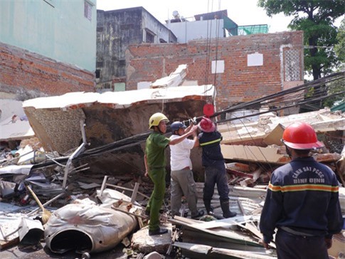 Sập nhà giữa phố, cụ ông 83 tuổi thiệt mạng