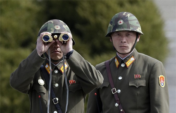 Rộ tin Nga điều quân tới sát biên giới Triều Tiên, Kremlin lên tiếng 