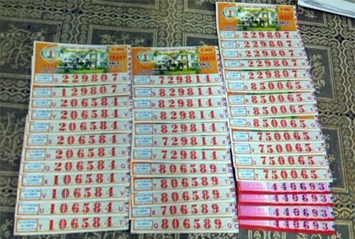 Đặc nhiệm Sài Gòn mua hết vé số quá giờ giúp cụ bà bị cướp