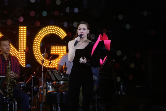 Hồ Ngọc Hà úp mở không "chèn ép" Minh Hằng rời The Face