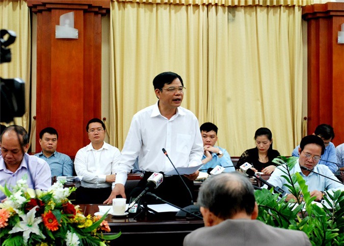 "Hiến kế" giải cứu người chăn nuôi lợn