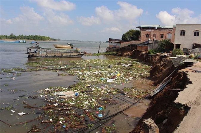 Phó Thủ tướng yêu cầu xác định nguyên nhân sạt lở ở An Giang