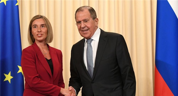 Lavrov kêu gọi EU phản ứng việc Kiev phá vỡ thỏa thuận Minsk
