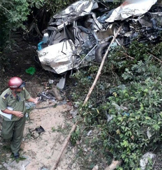 Tàu hỏa đâm ô tô, 4 người chết: Trưởng tàu kể phút kinh hoàng